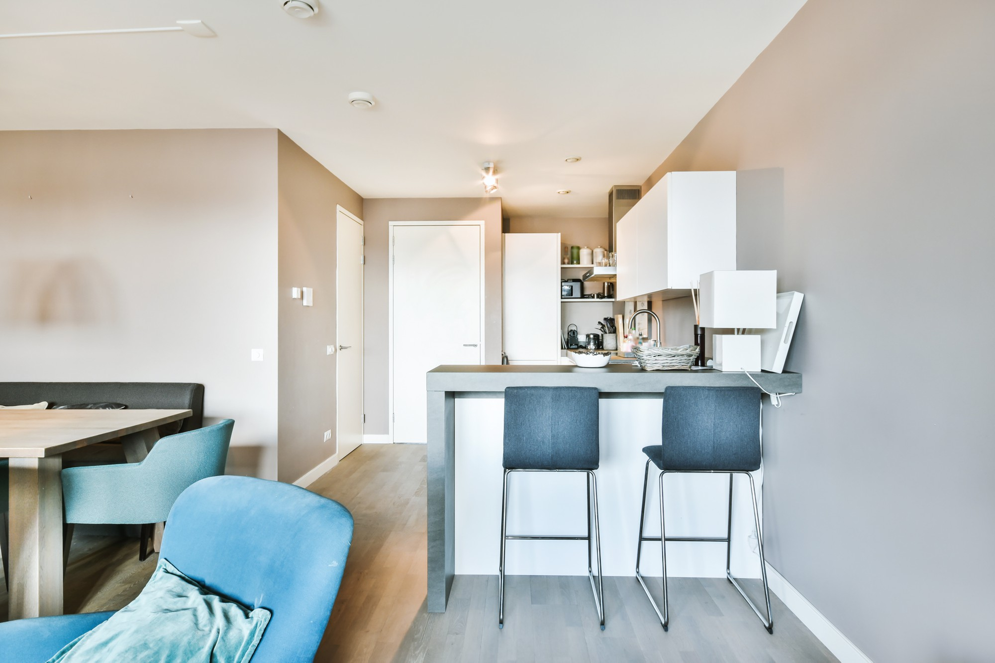 pisos diferentes para dividir ambientes