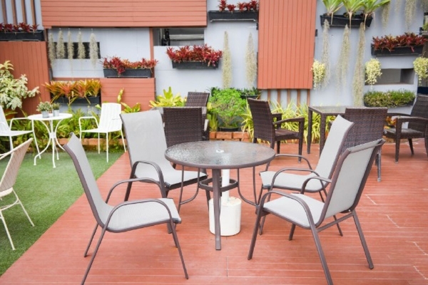mobiliario de jardim em aluminio